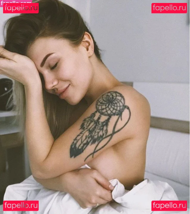 showerboyau Onlyfans Photo Gallery 