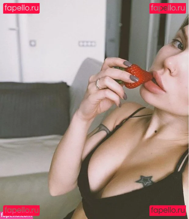 showerboyau Onlyfans Photo Gallery 