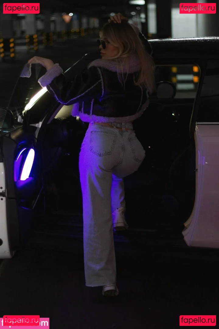 showerboyau Onlyfans Photo Gallery 