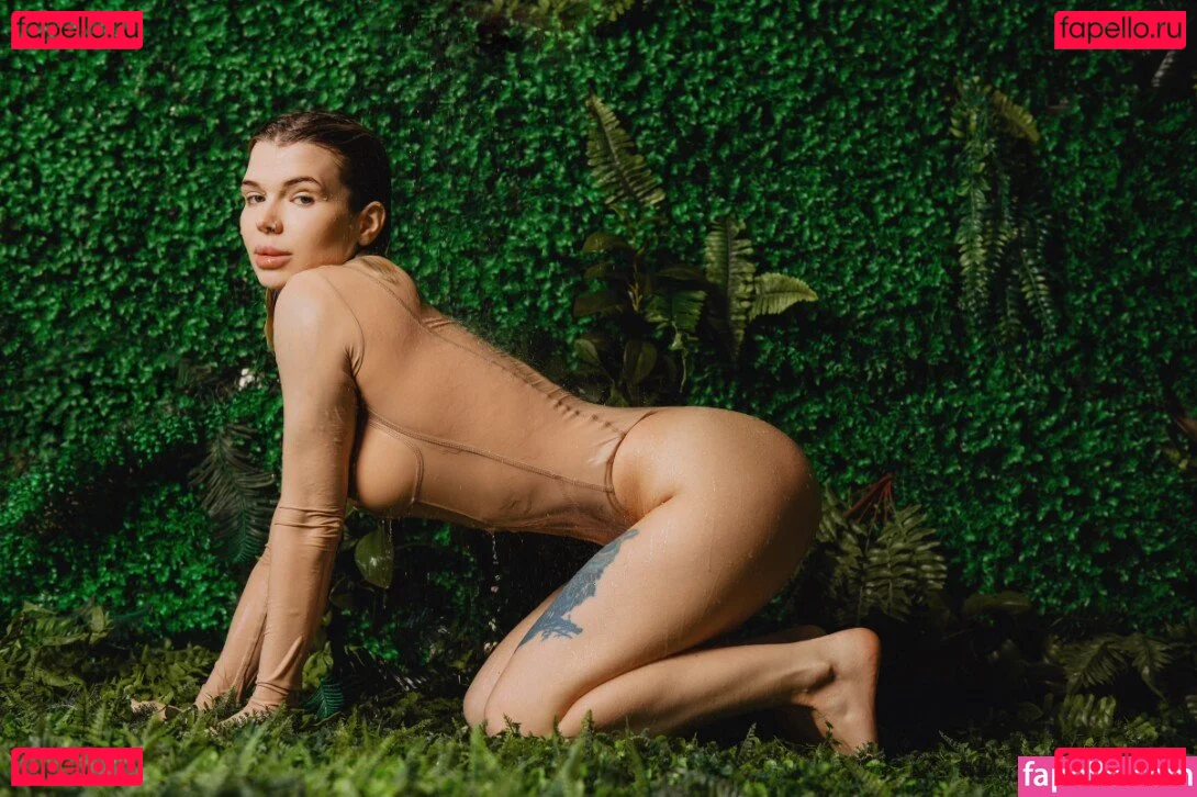 showerboyau Onlyfans Photo Gallery 