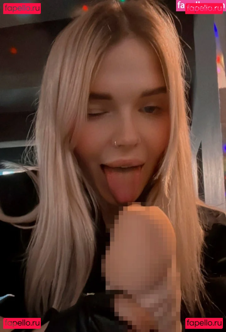 showerboyau Onlyfans Photo Gallery 