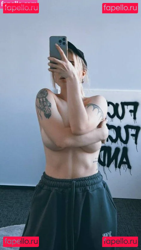 showerboyau Onlyfans Photo Gallery 