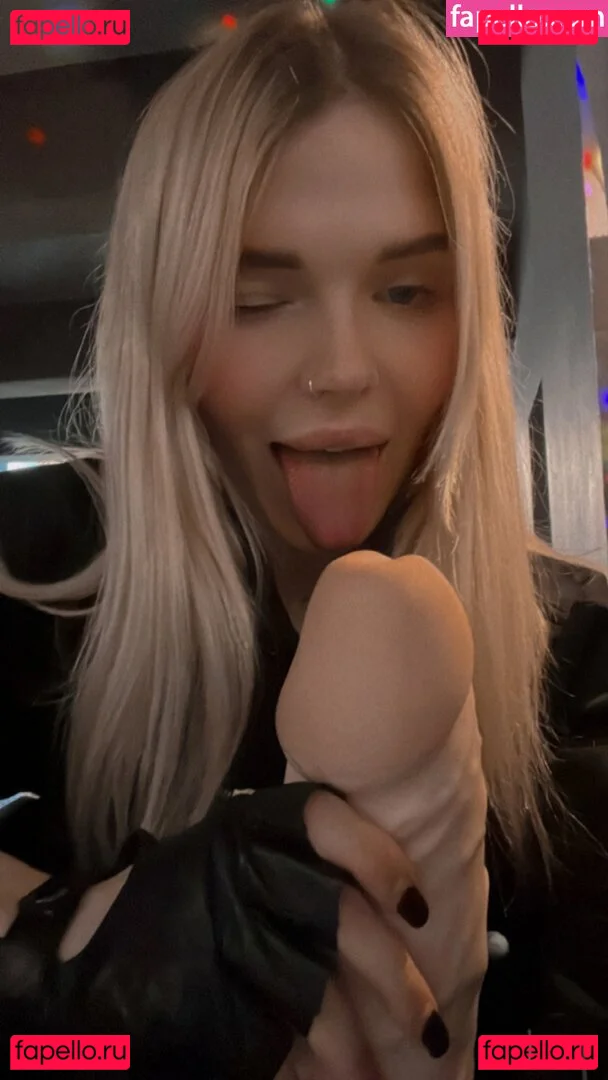 showerboyau Onlyfans Photo Gallery 