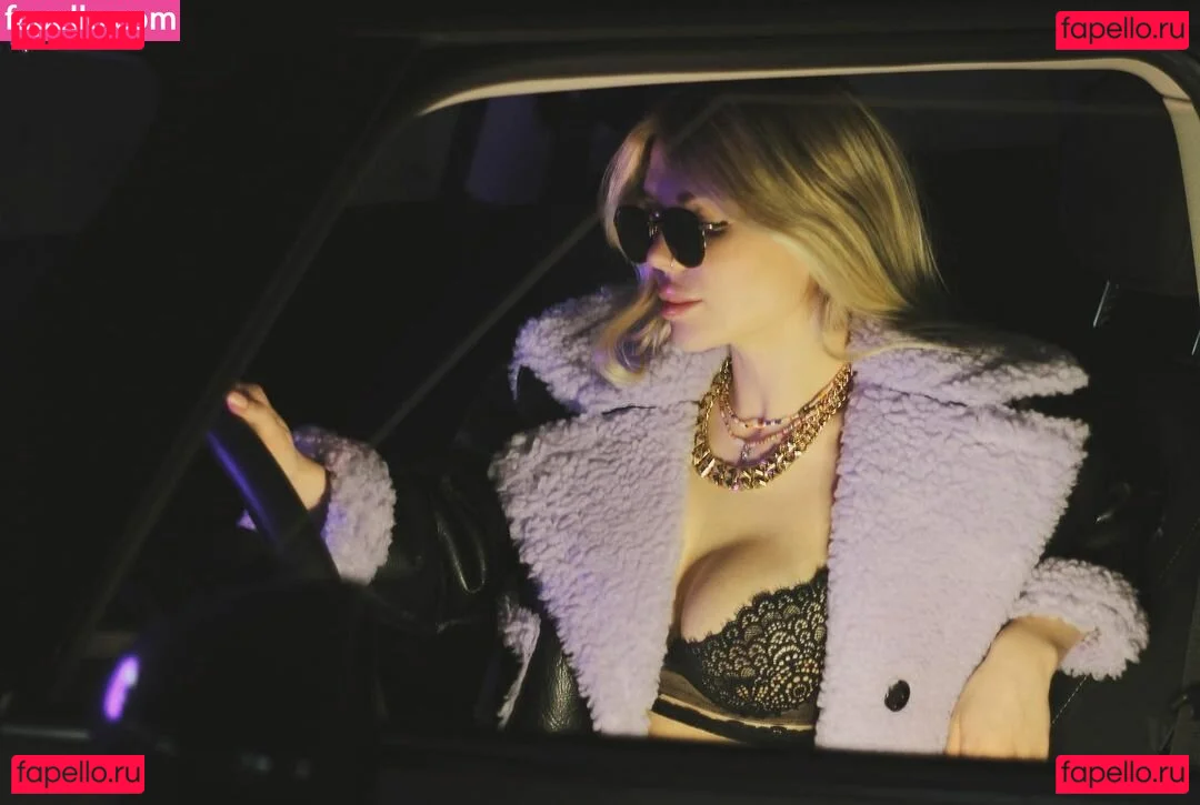 showerboyau Onlyfans Photo Gallery 