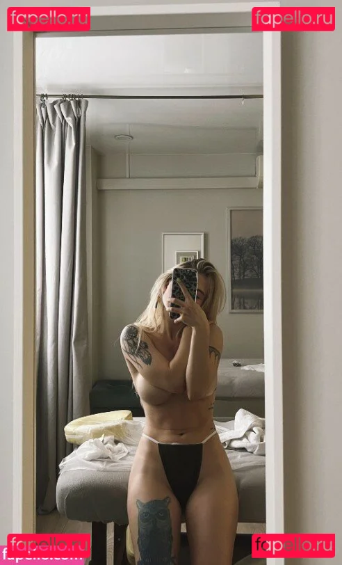 showerboyau Onlyfans Photo Gallery 