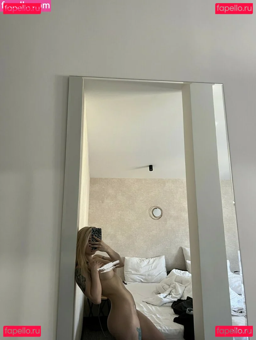 showerboyau Onlyfans Photo Gallery 