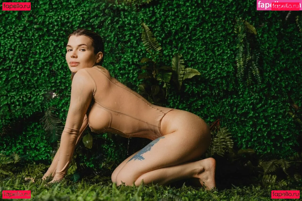 showerboyau Onlyfans Photo Gallery 