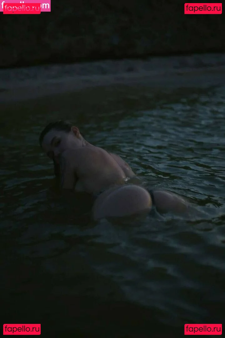 showerboyau Onlyfans Photo Gallery 