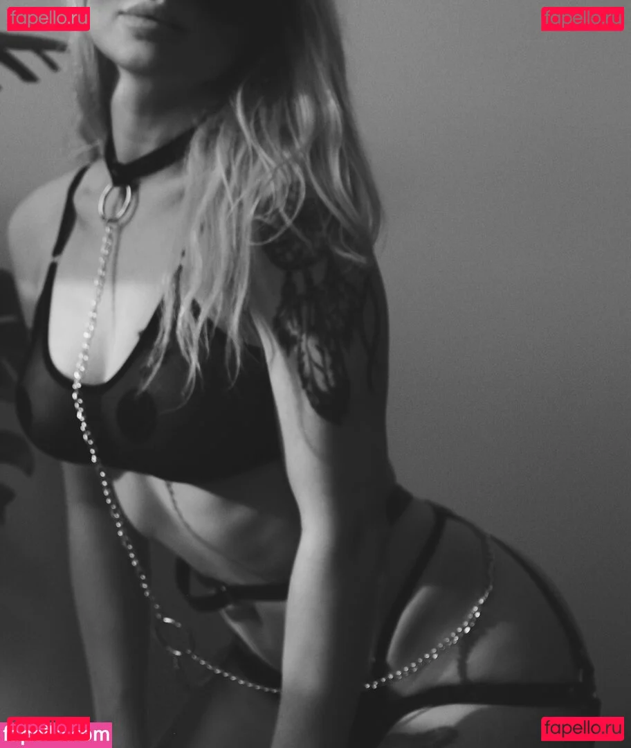 showerboyau Onlyfans Photo Gallery 