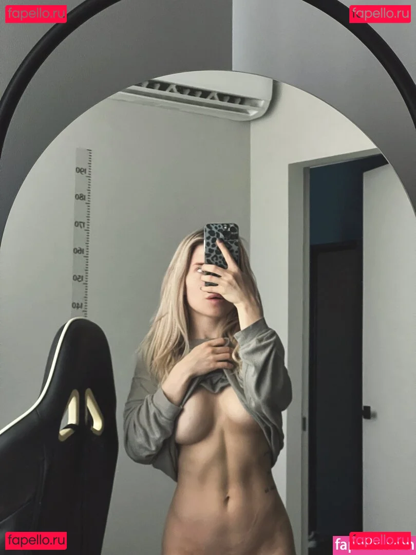 showerboyau Onlyfans Photo Gallery 