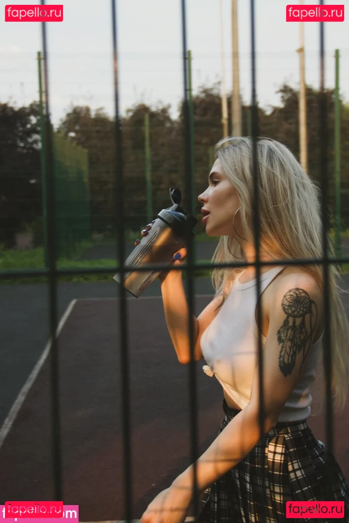 showerboyau Onlyfans Photo Gallery 