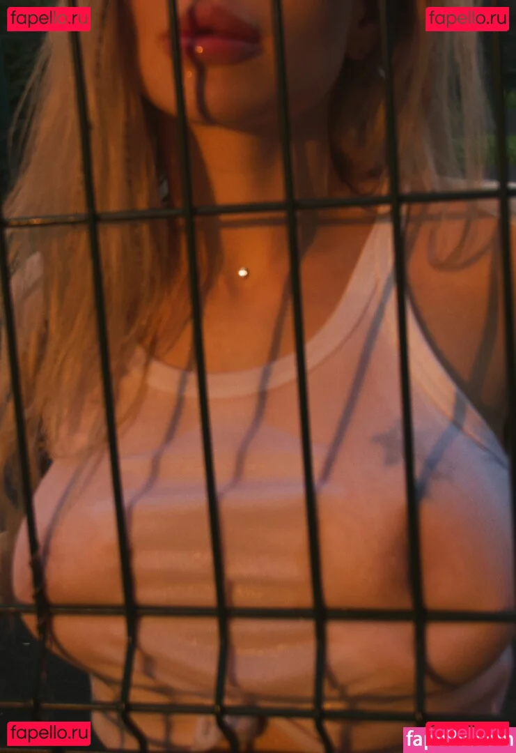 showerboyau Onlyfans Photo Gallery 