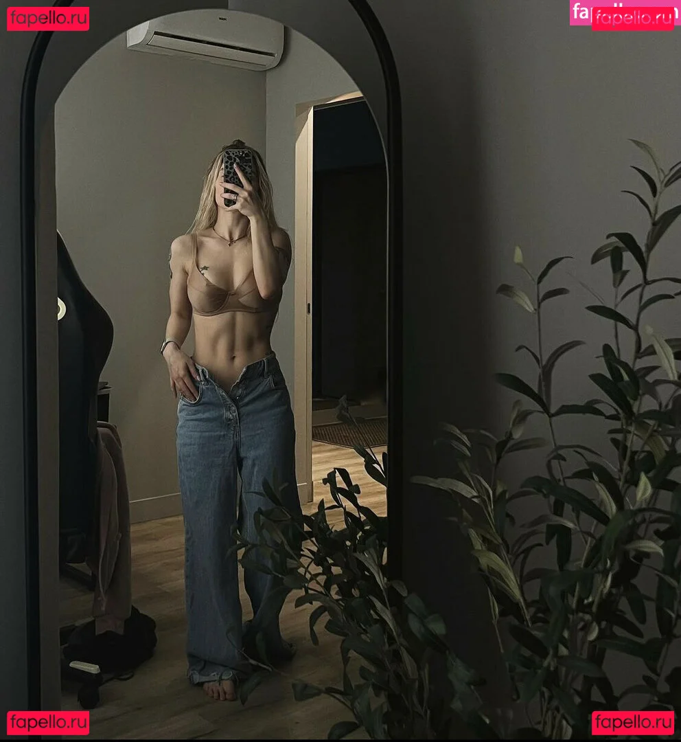 showerboyau Onlyfans Photo Gallery 