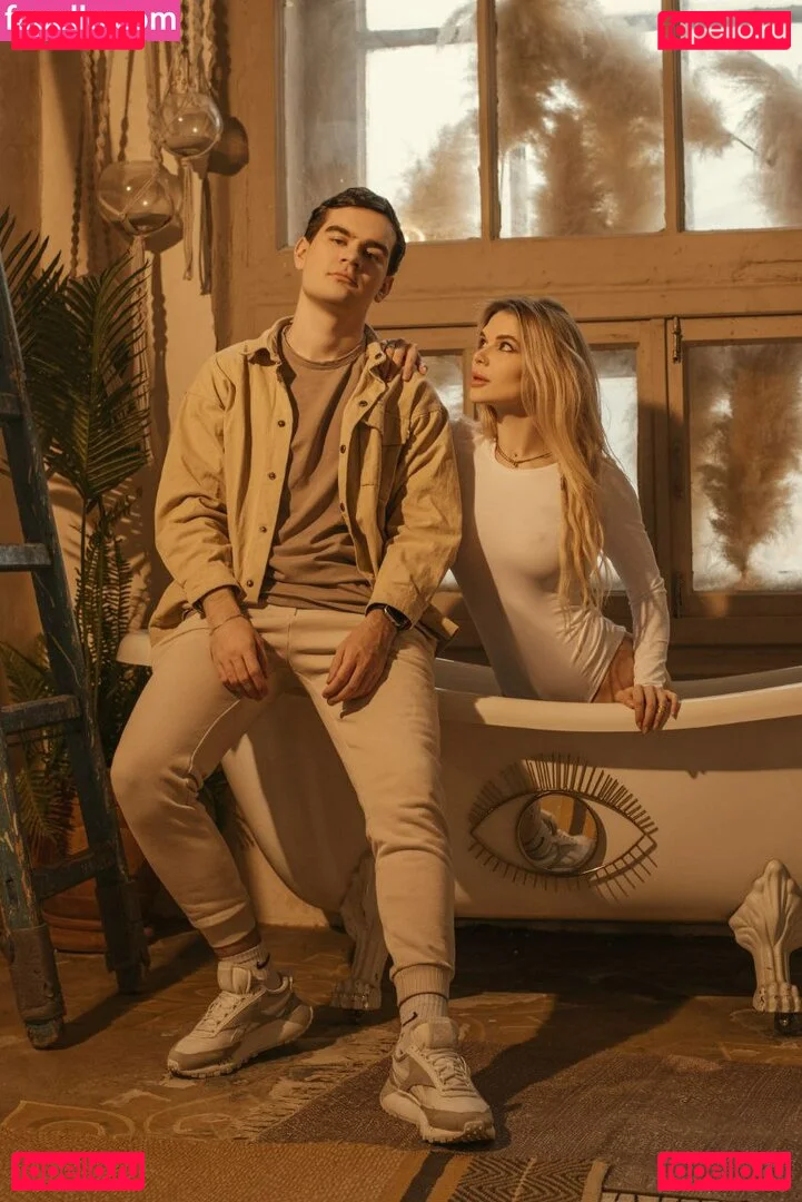 showerboyau Onlyfans Photo Gallery 