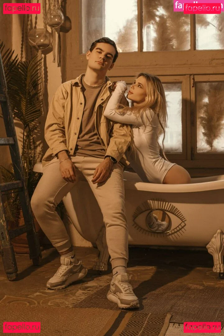 showerboyau Onlyfans Photo Gallery 