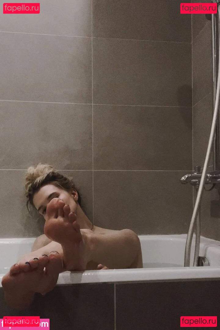 showerboyau Onlyfans Photo Gallery 