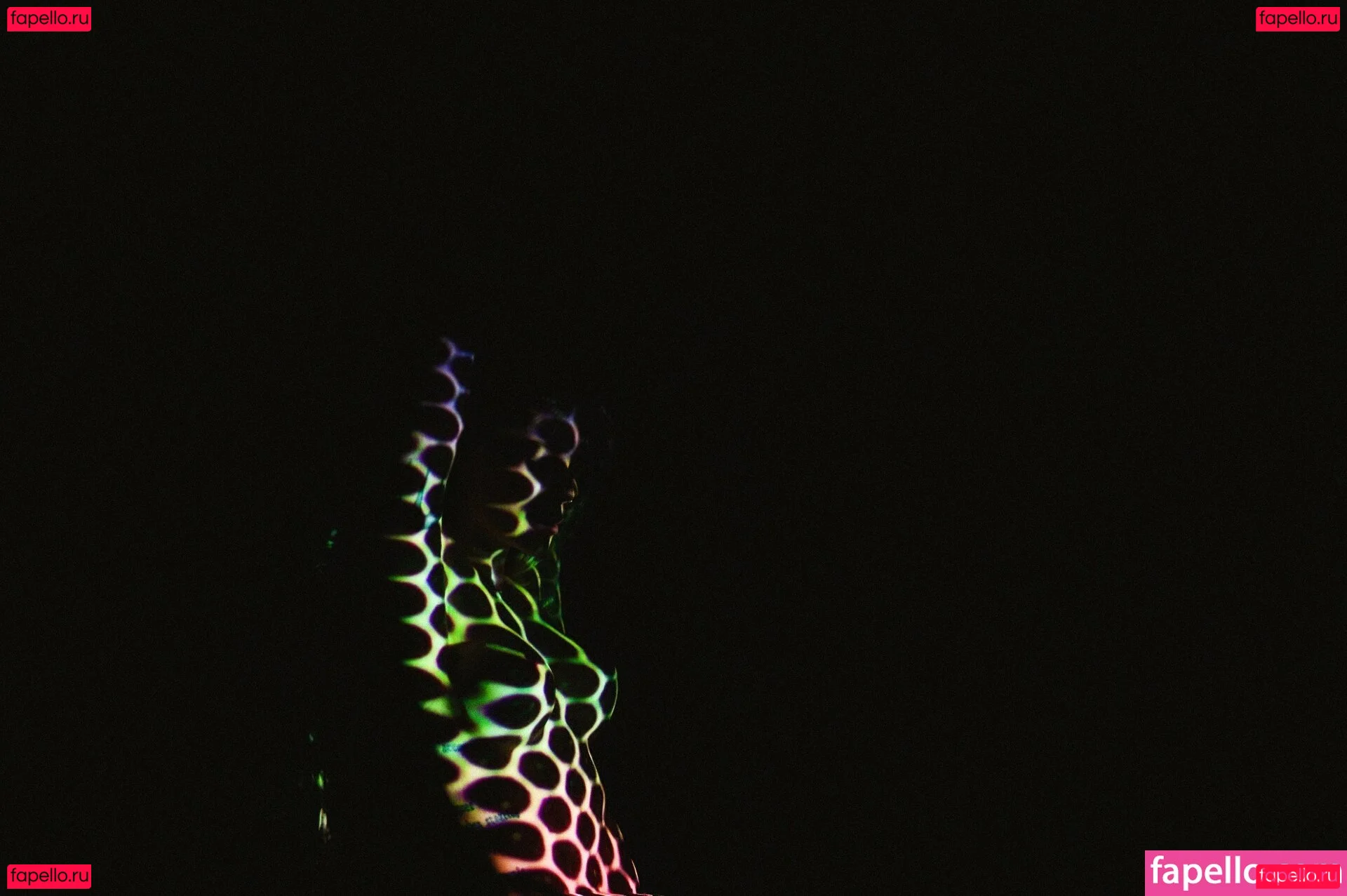 showerboyau Onlyfans Photo Gallery 