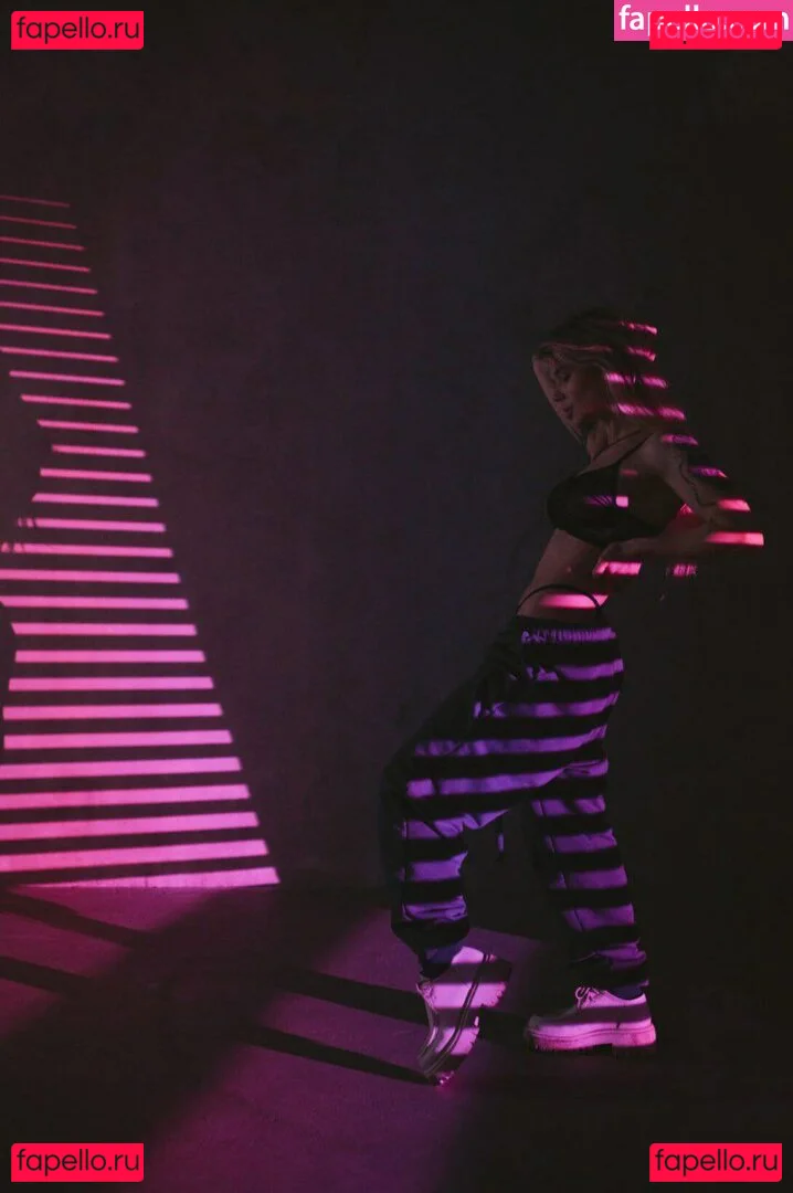 showerboyau Onlyfans Photo Gallery 