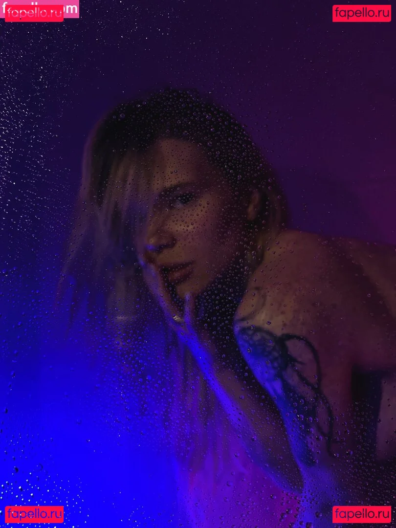 showerboyau Onlyfans Photo Gallery 