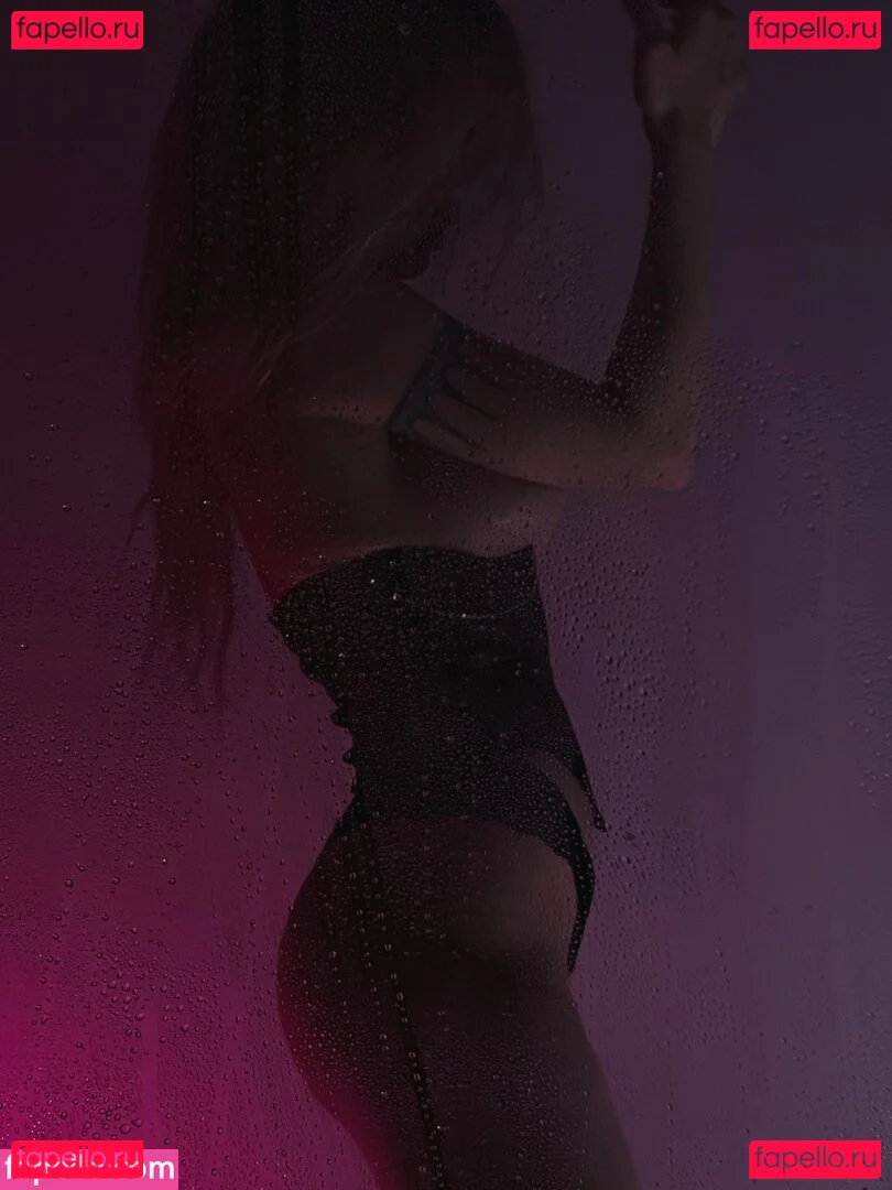 showerboyau Onlyfans Photo Gallery 