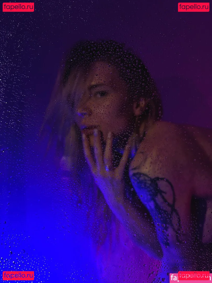 showerboyau Onlyfans Photo Gallery 