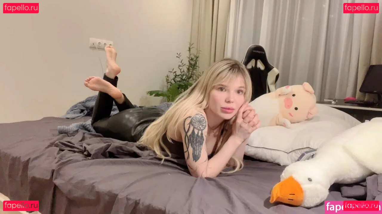 showerboyau Onlyfans Photo Gallery 