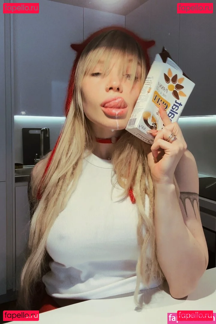 showerboyau Onlyfans Photo Gallery 