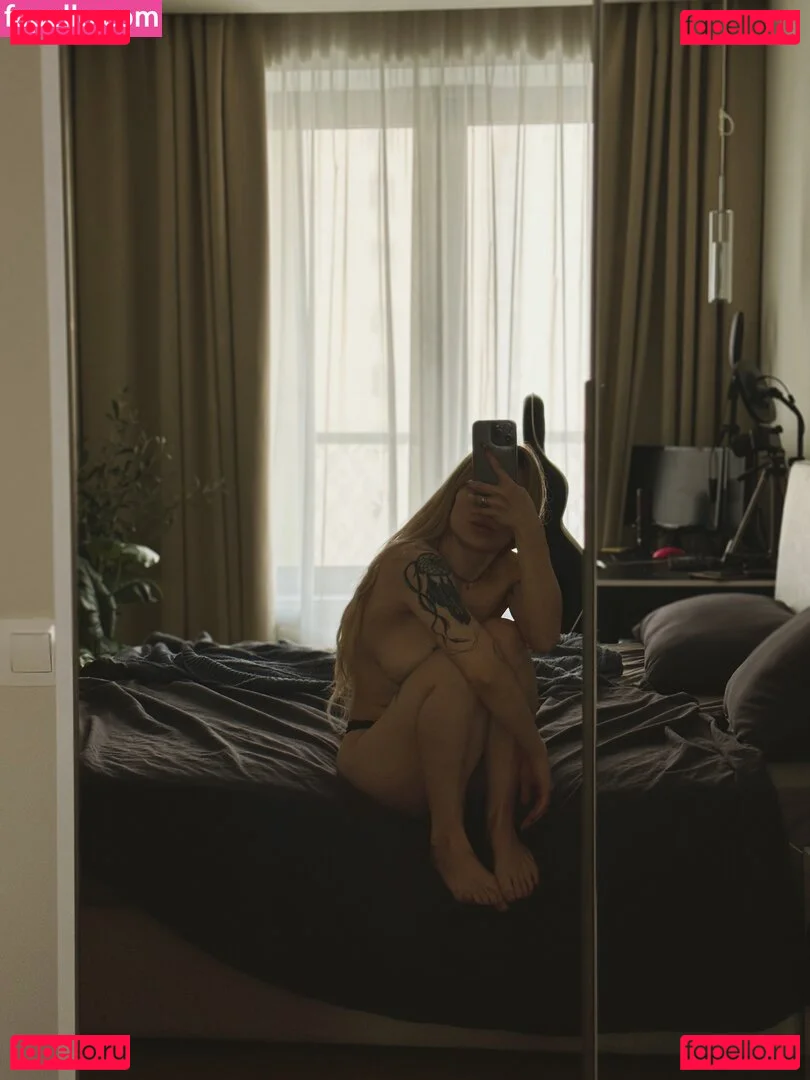 showerboyau Onlyfans Photo Gallery 