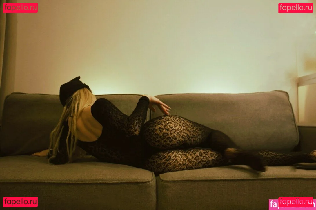 showerboyau Onlyfans Photo Gallery 