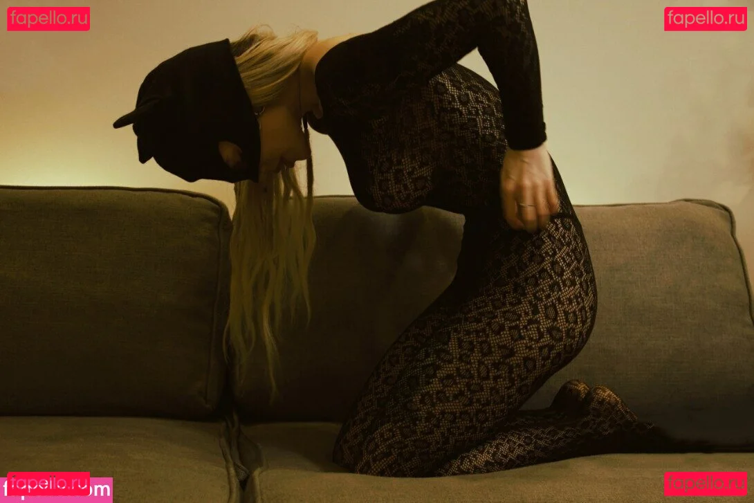 showerboyau Onlyfans Photo Gallery 