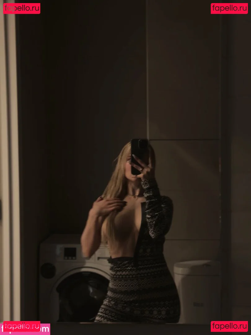 showerboyau Onlyfans Photo Gallery 