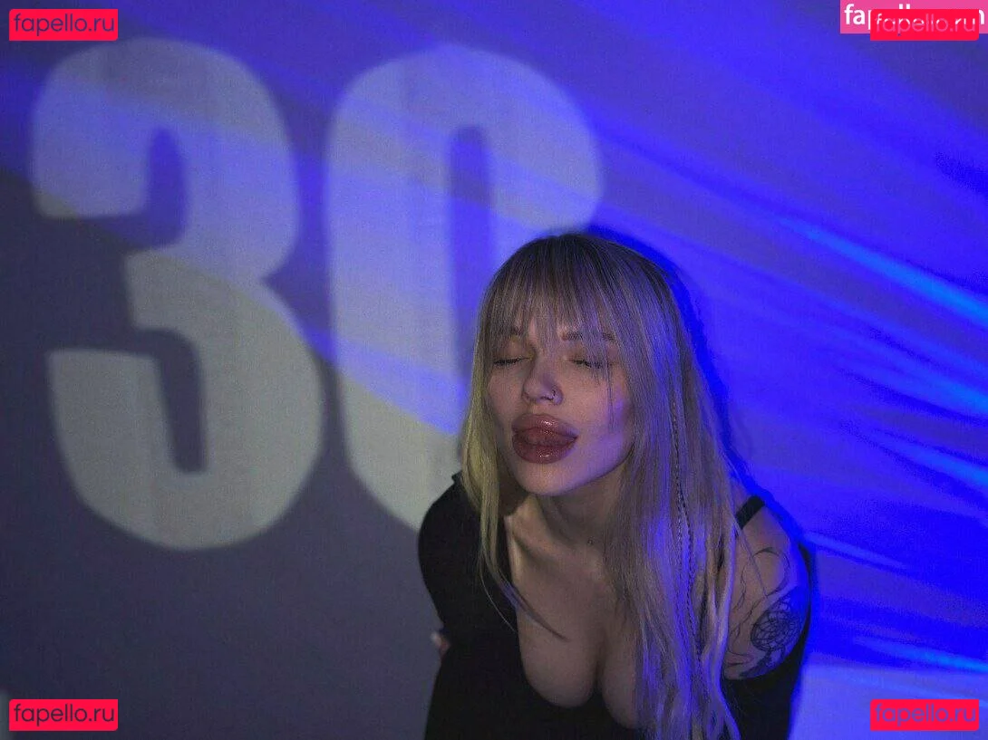 showerboyau Onlyfans Photo Gallery 