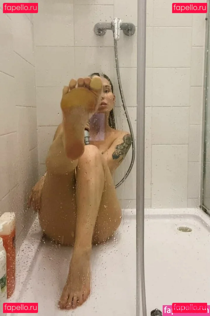 showerboyau Onlyfans Photo Gallery 