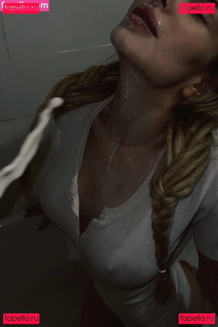 showerboyau Onlyfans Photo Gallery 