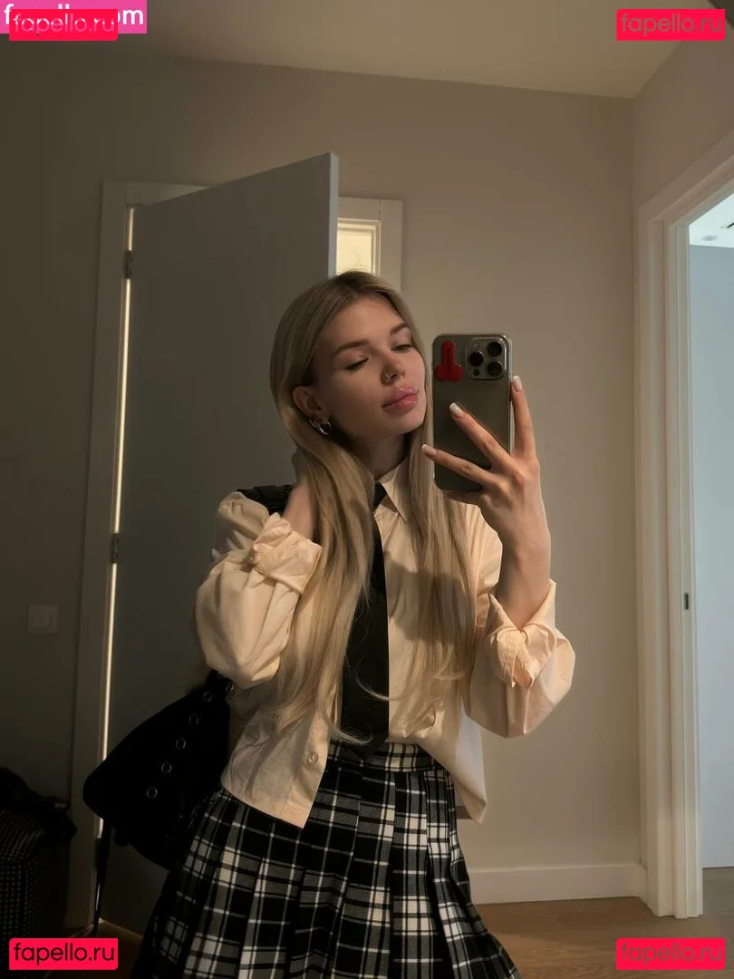 showerboyau Onlyfans Photo Gallery 