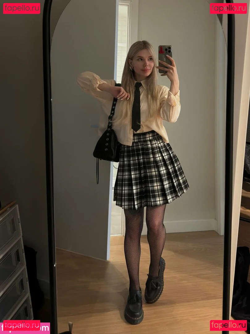 showerboyau Onlyfans Photo Gallery 