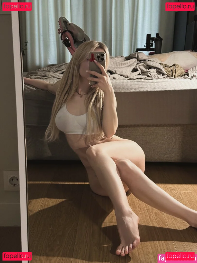 showerboyau Onlyfans Photo Gallery 