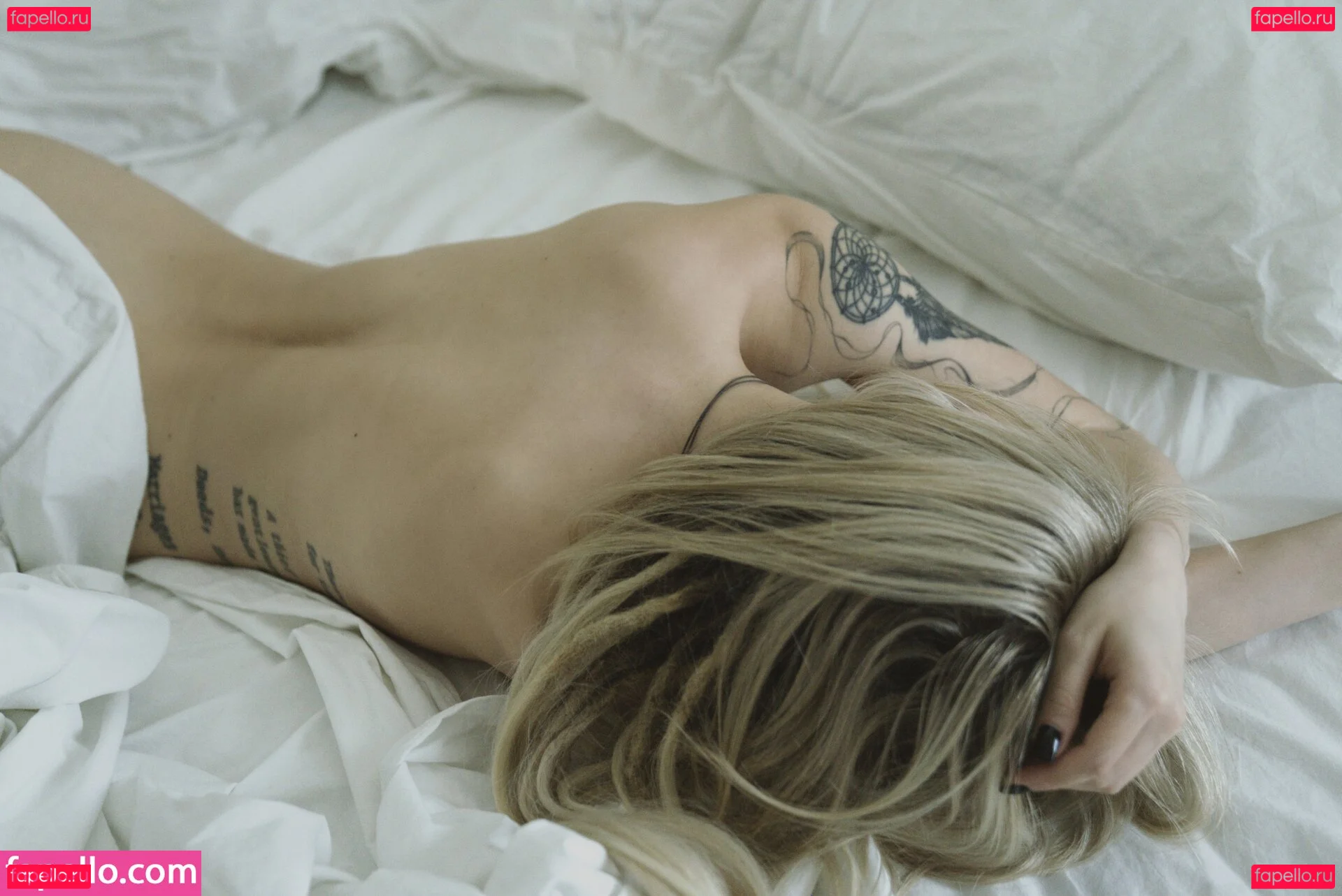 showerboyau Onlyfans Photo Gallery 