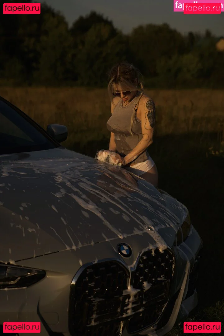 showerboyau Onlyfans Photo Gallery 