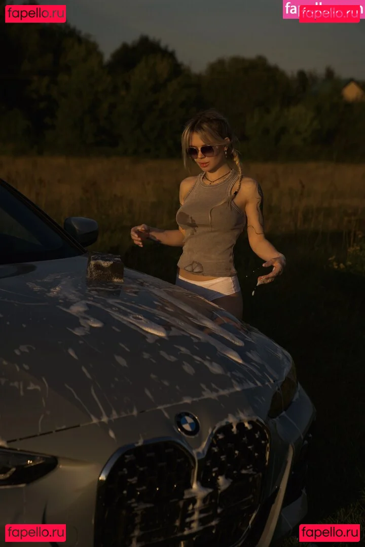 showerboyau Onlyfans Photo Gallery 