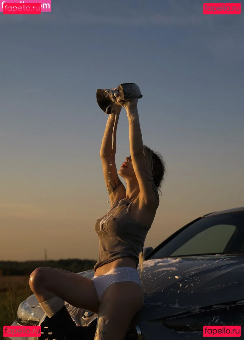 showerboyau Onlyfans Photo Gallery 