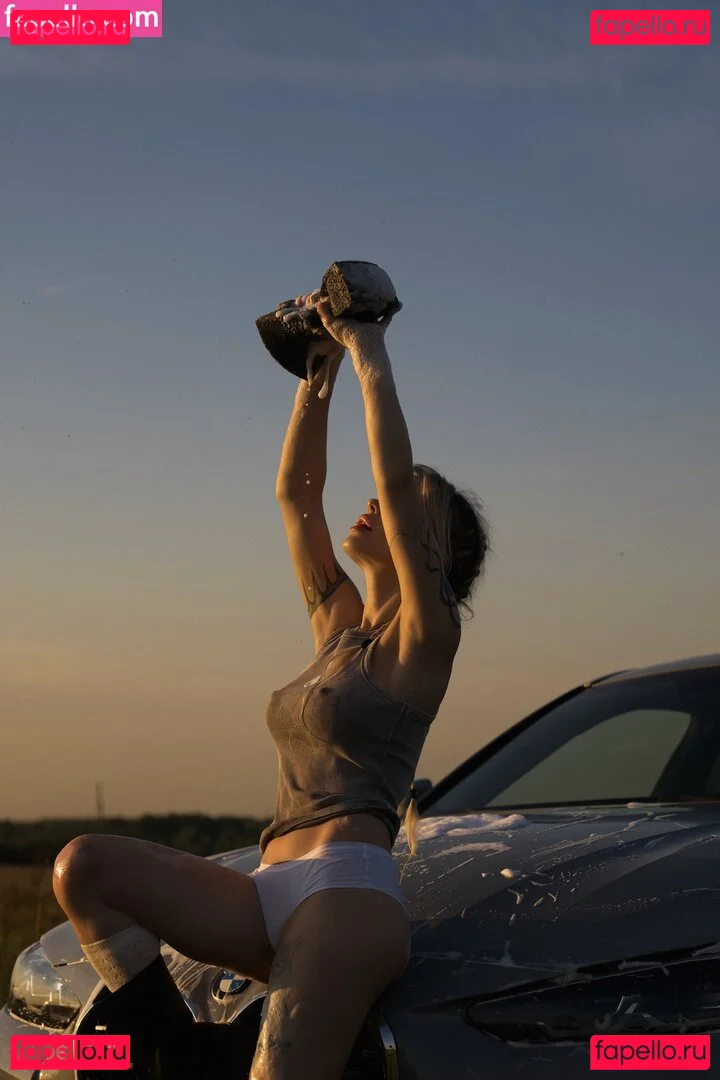 showerboyau Onlyfans Photo Gallery 