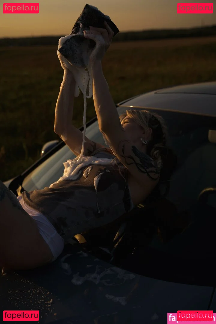 showerboyau Onlyfans Photo Gallery 