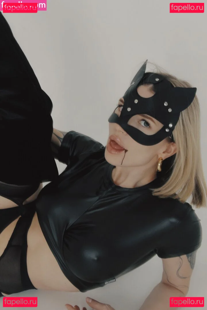 showerboyau Onlyfans Photo Gallery 