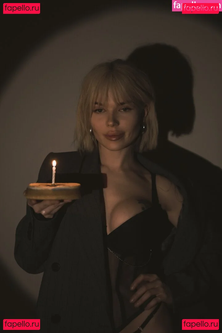 showerboyau Onlyfans Photo Gallery 