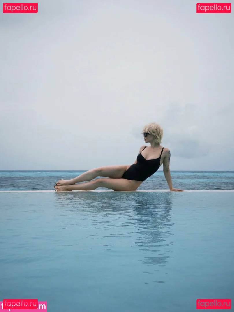 showerboyau Onlyfans Photo Gallery 