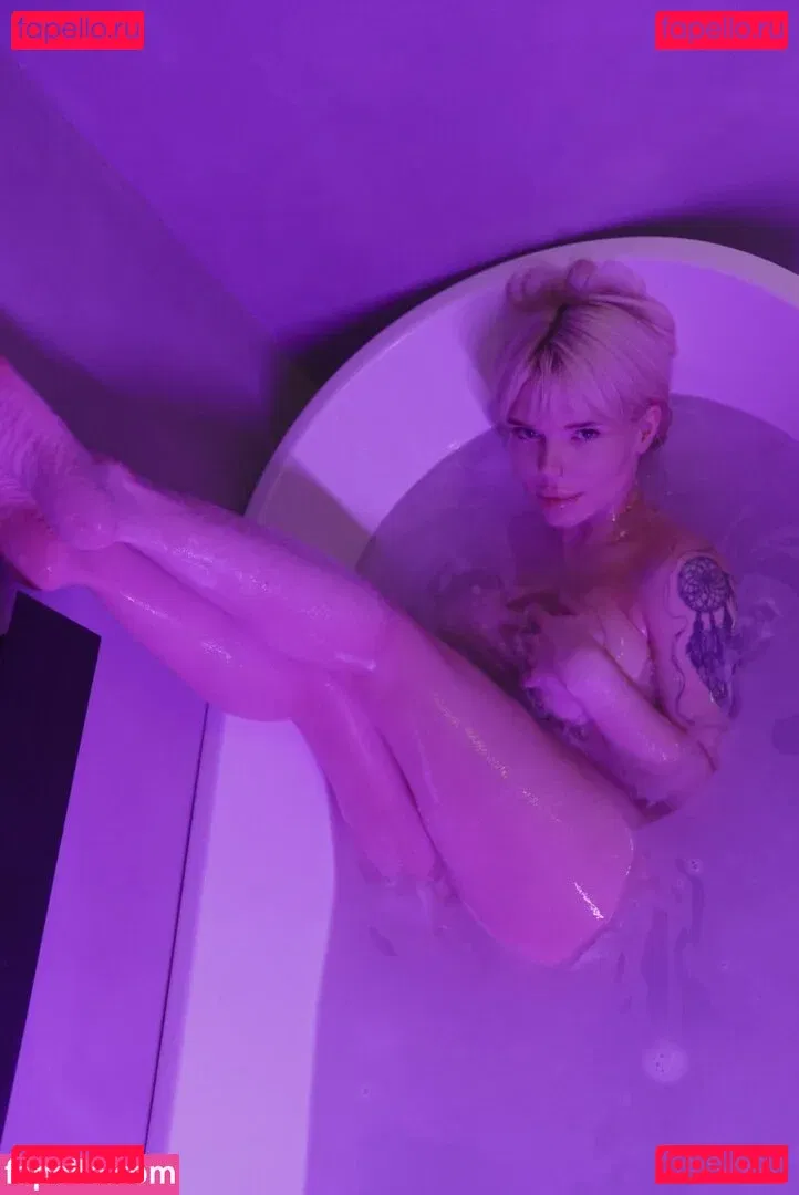 showerboyau Onlyfans Photo Gallery 