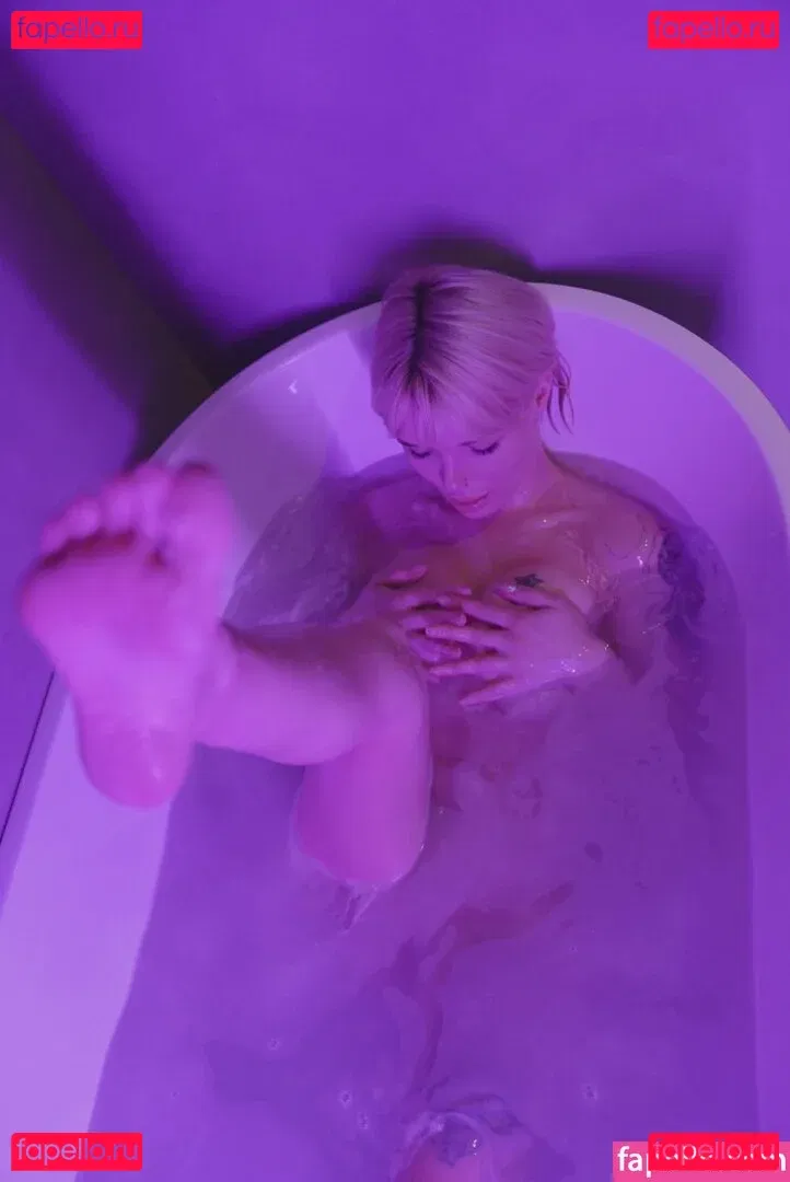 showerboyau Onlyfans Photo Gallery 