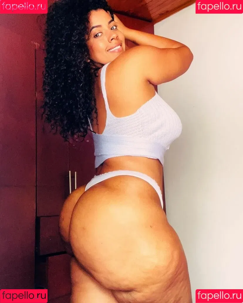 boomsar Onlyfans Photo Gallery 