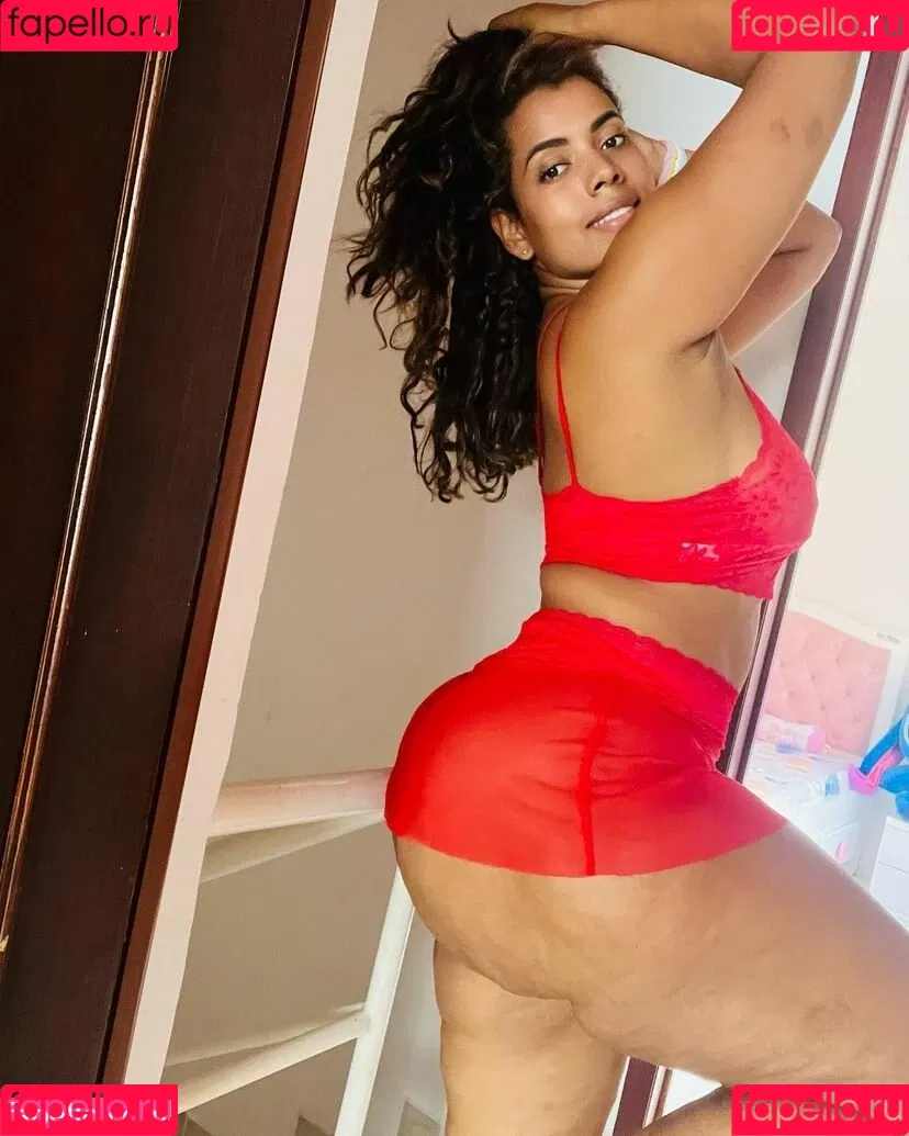 boomsar Onlyfans Photo Gallery 